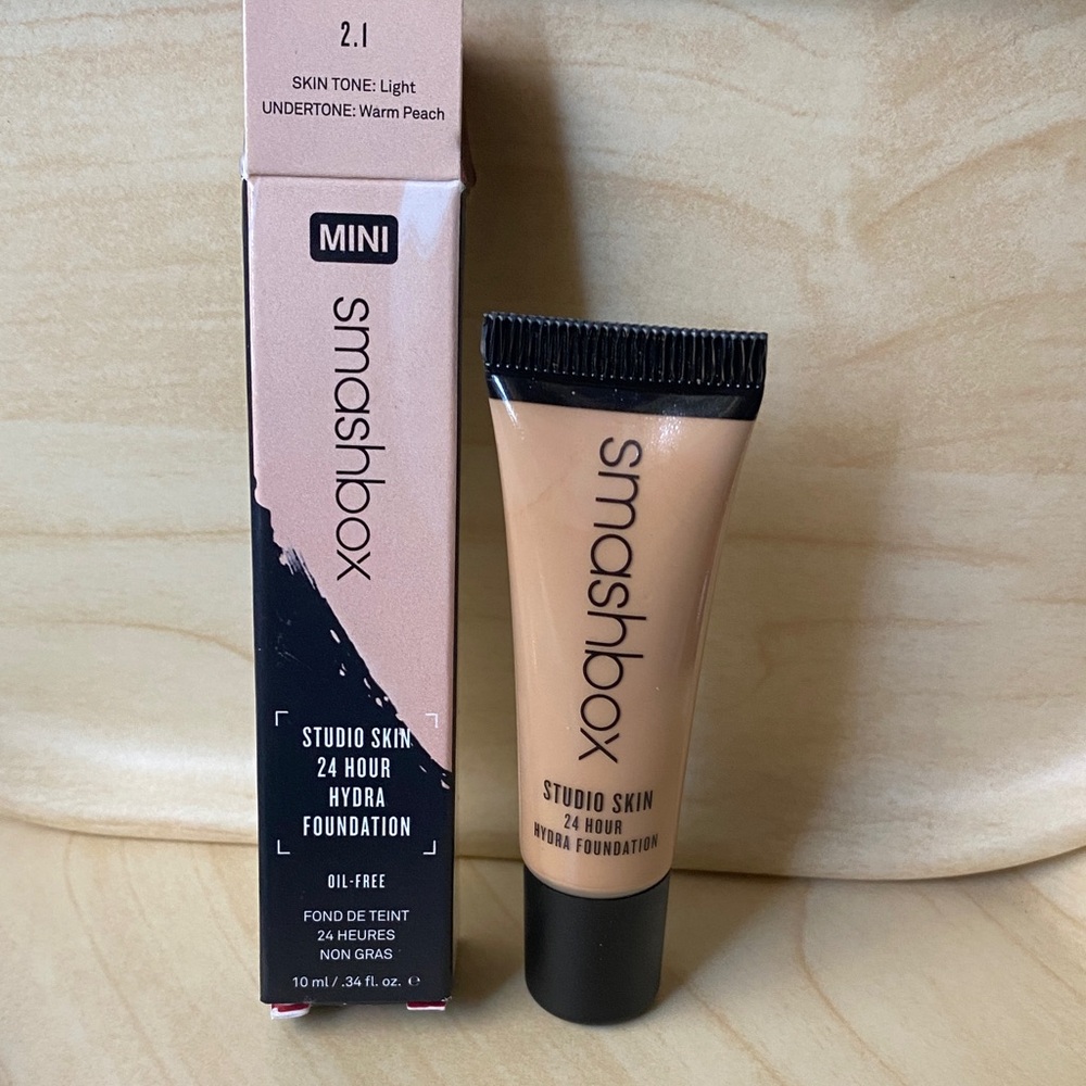 Smashbox Studio Skin Hydra Foundation - Light - Warm Peach